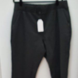 Universal Standard Crop Skinny Pant Charcoal (22-24)